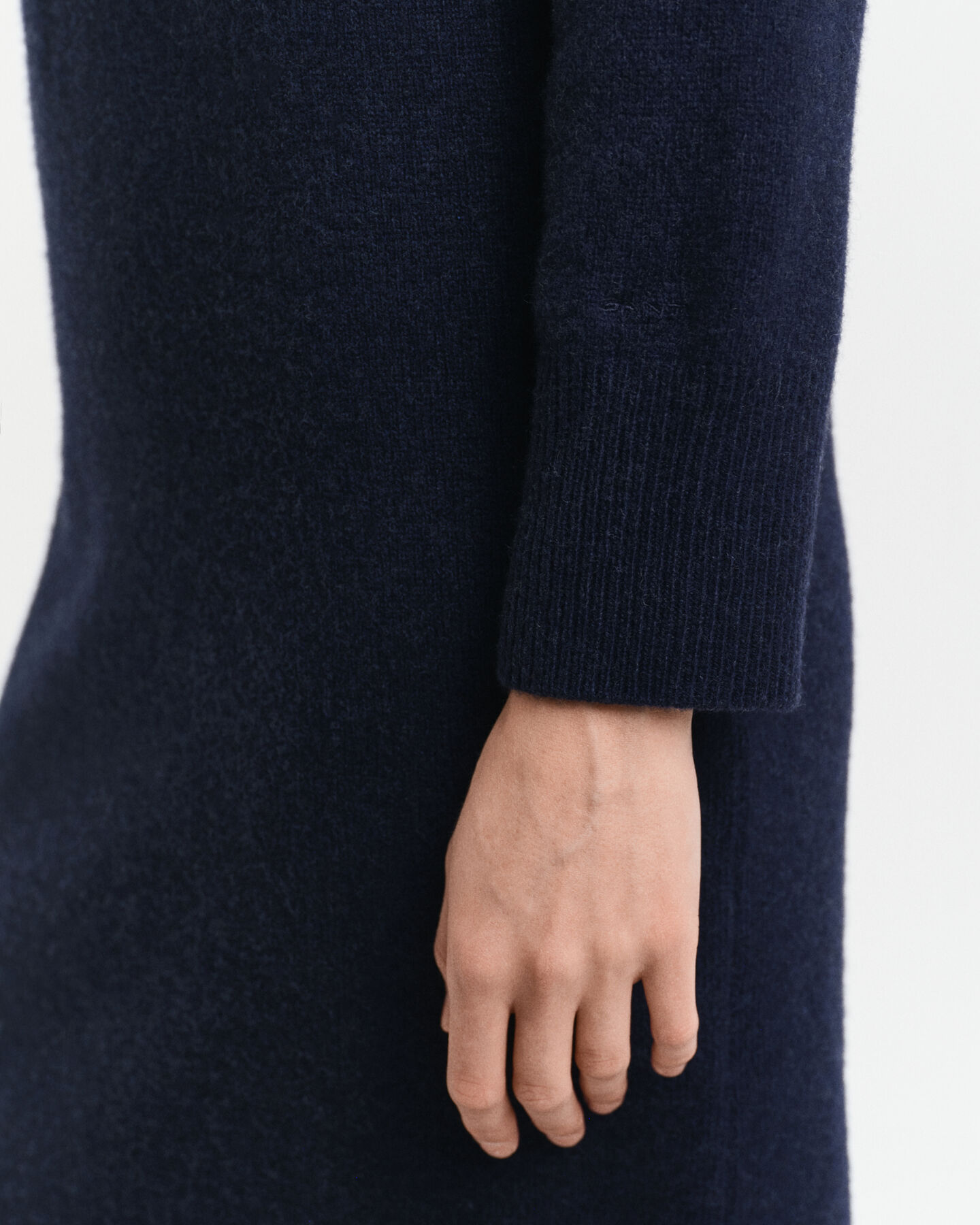 Herringbone Detail Rollkragenkleid