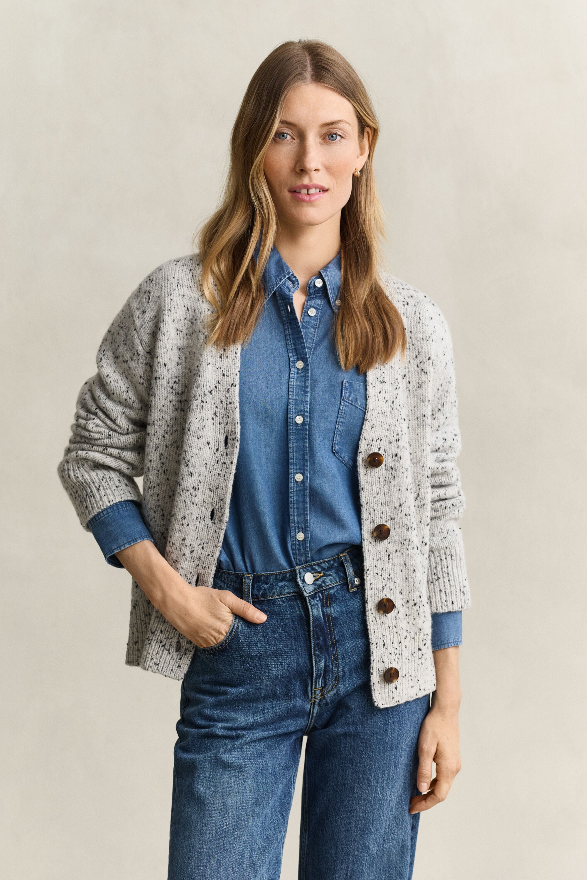 Strickjacke aus Wollmix mit Noppenstruktur