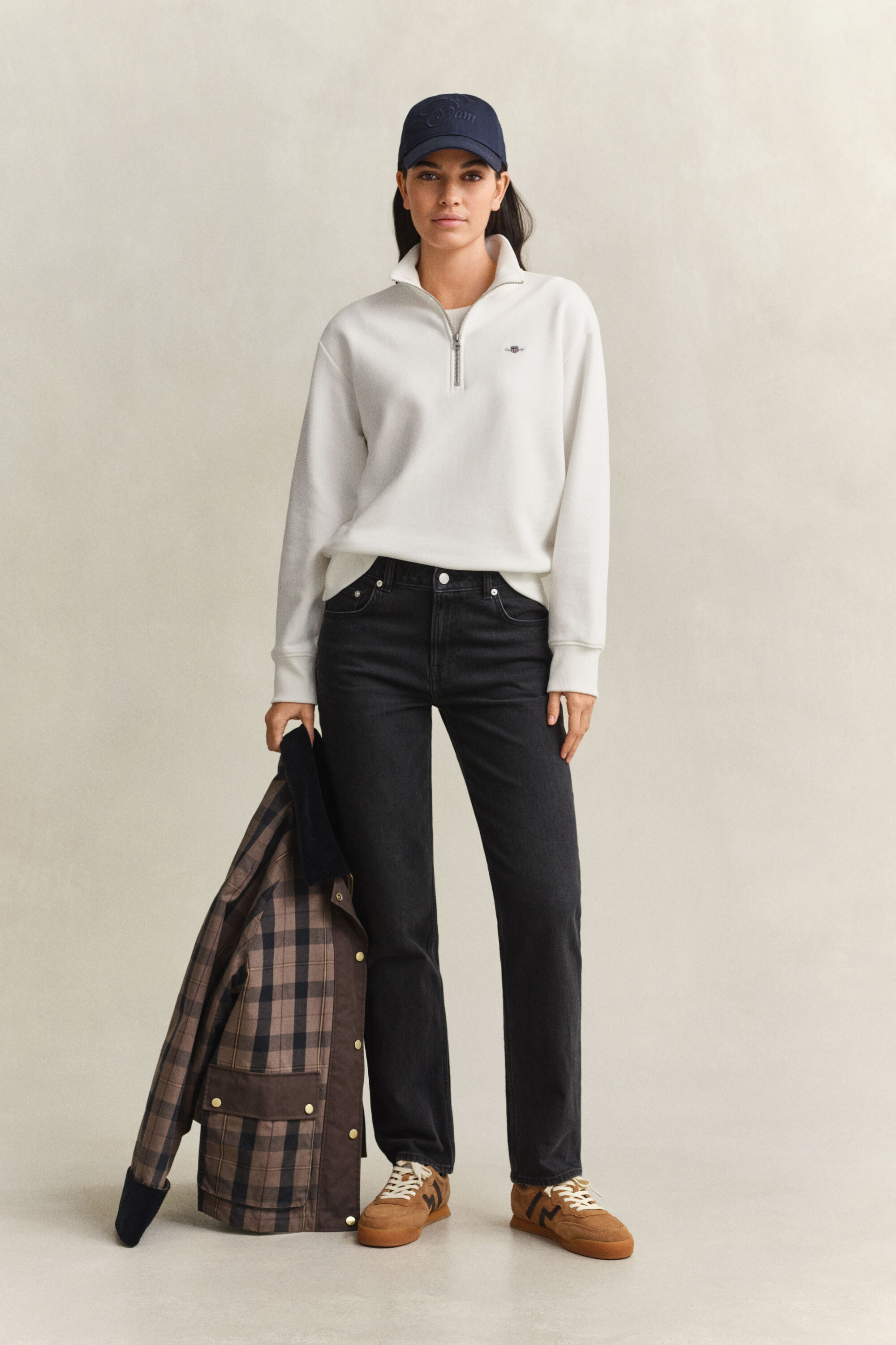 Sweat-shirt à demi-zip avec écusson