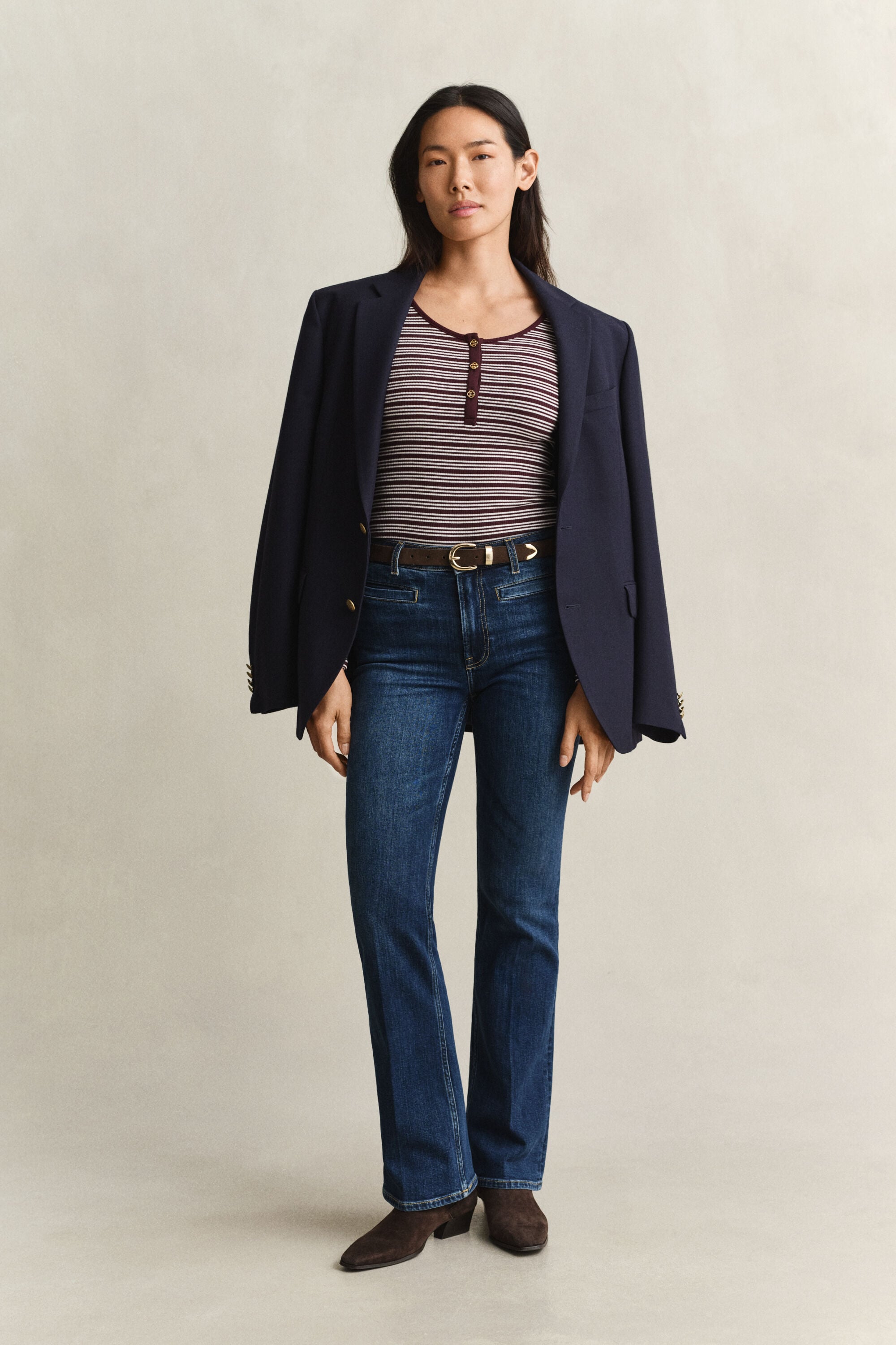 Geripptes langärmliges Henley-Shirt