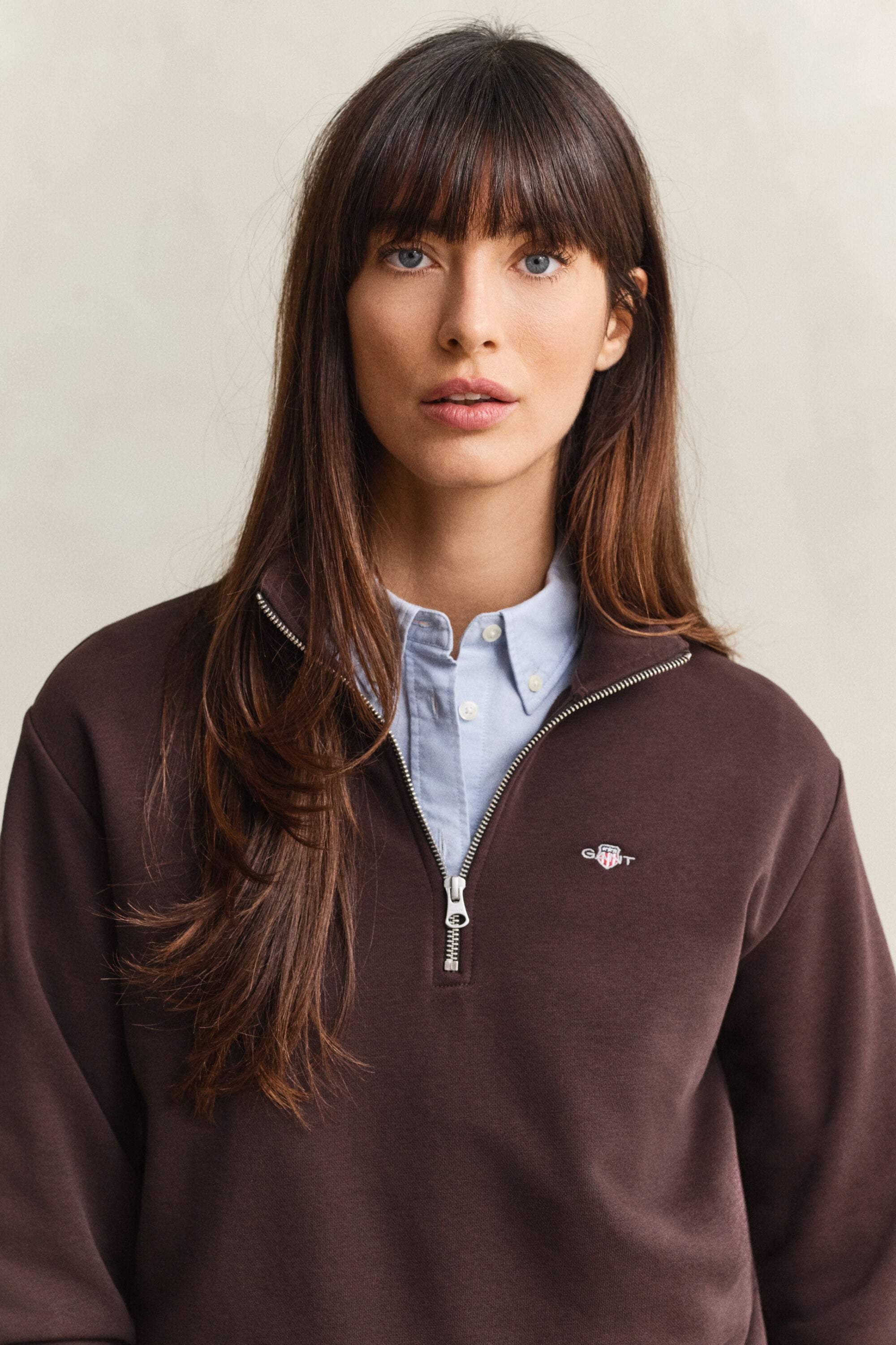 Shield Sweatshirt mit Reißverschlusskragen