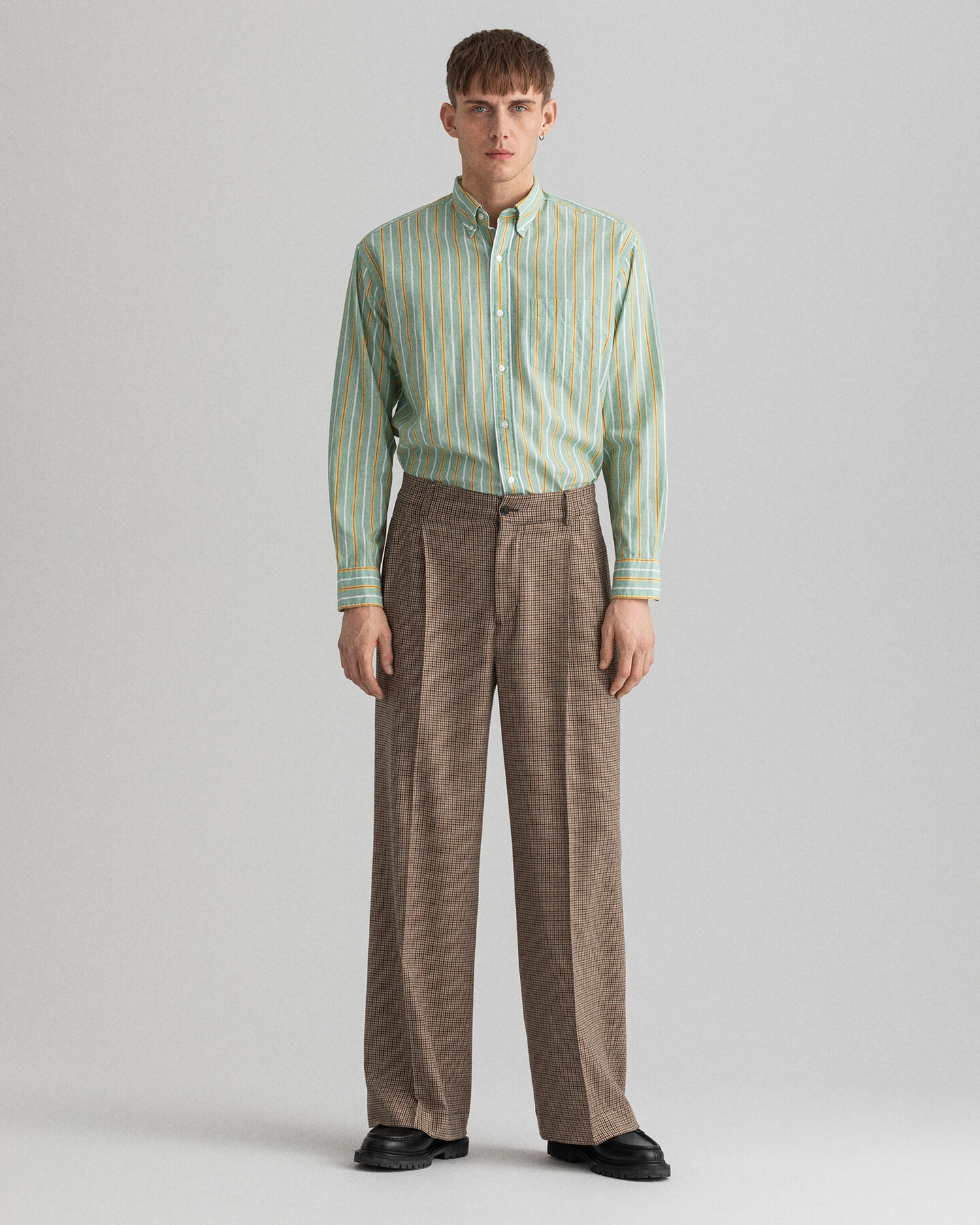 Karierte Anzughose mit Bundfalten