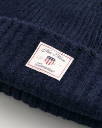 Beanie und Schal im Geschenkset