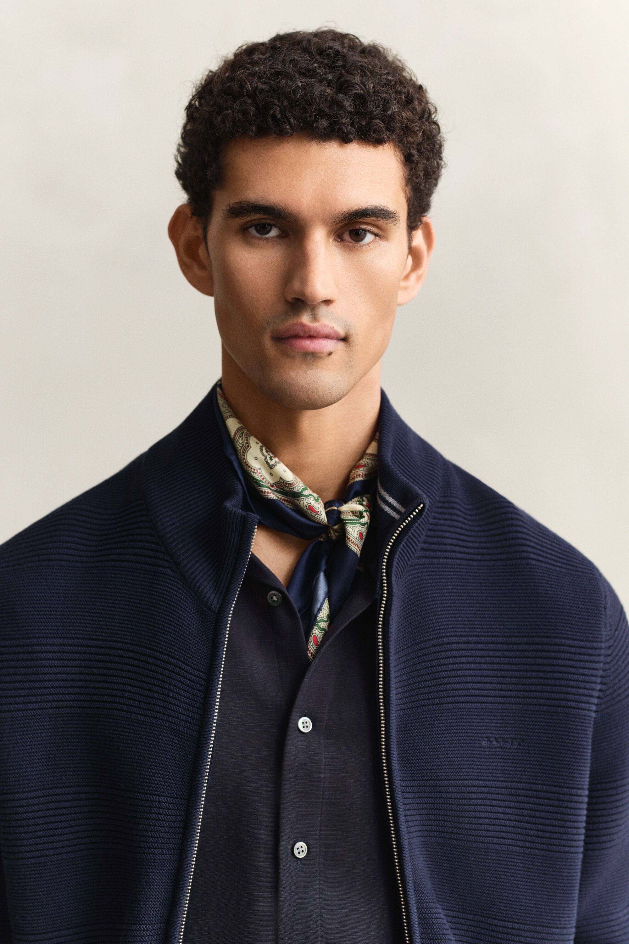 Cardigan con zip in cotone testurizzato