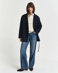 Handgenähte Jacke mit Gürtel