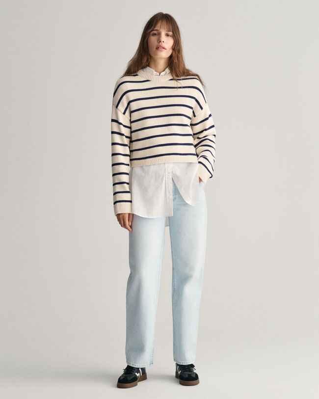 Rundhalspullover mit Streifen