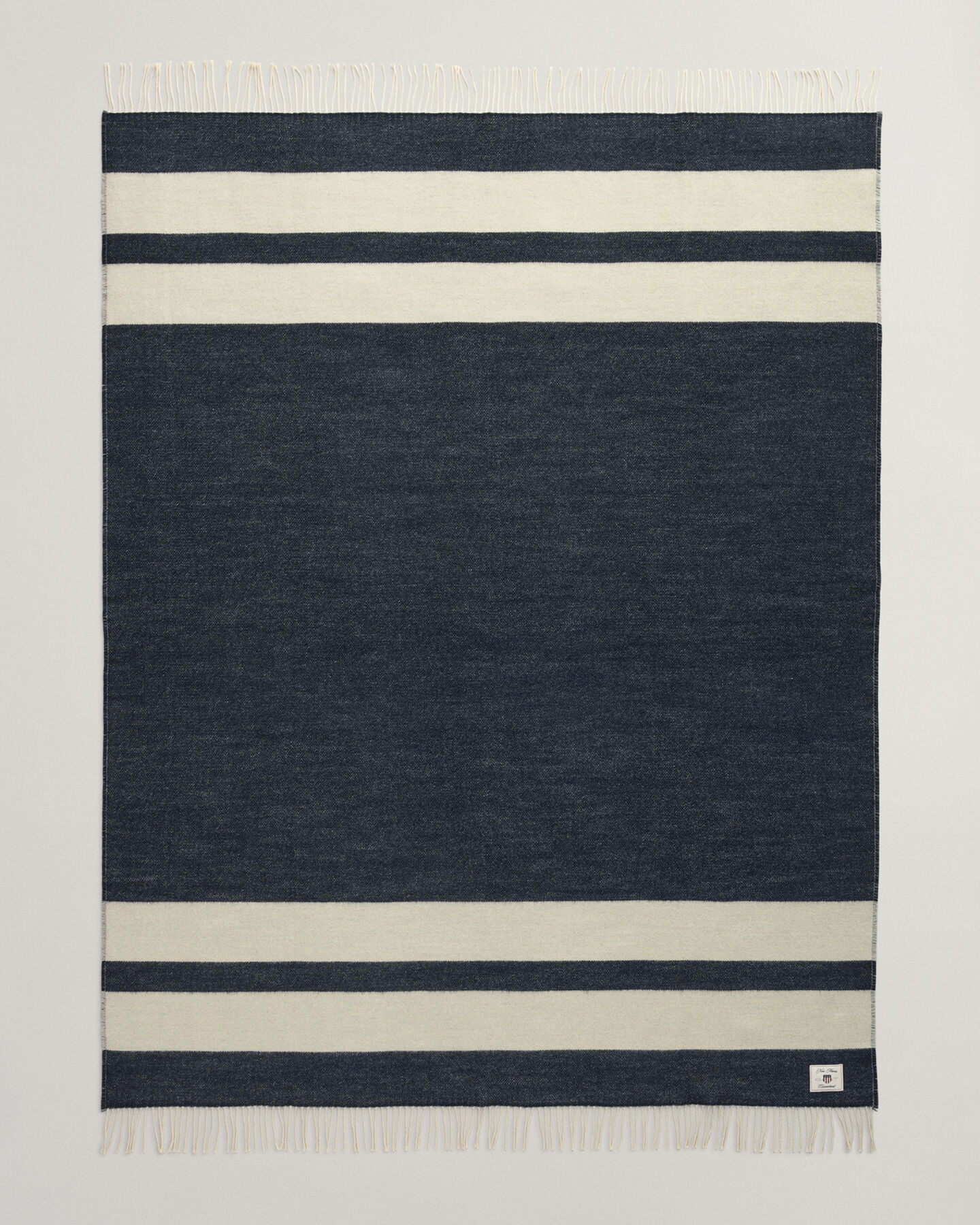 Gestreifte Wolldecke