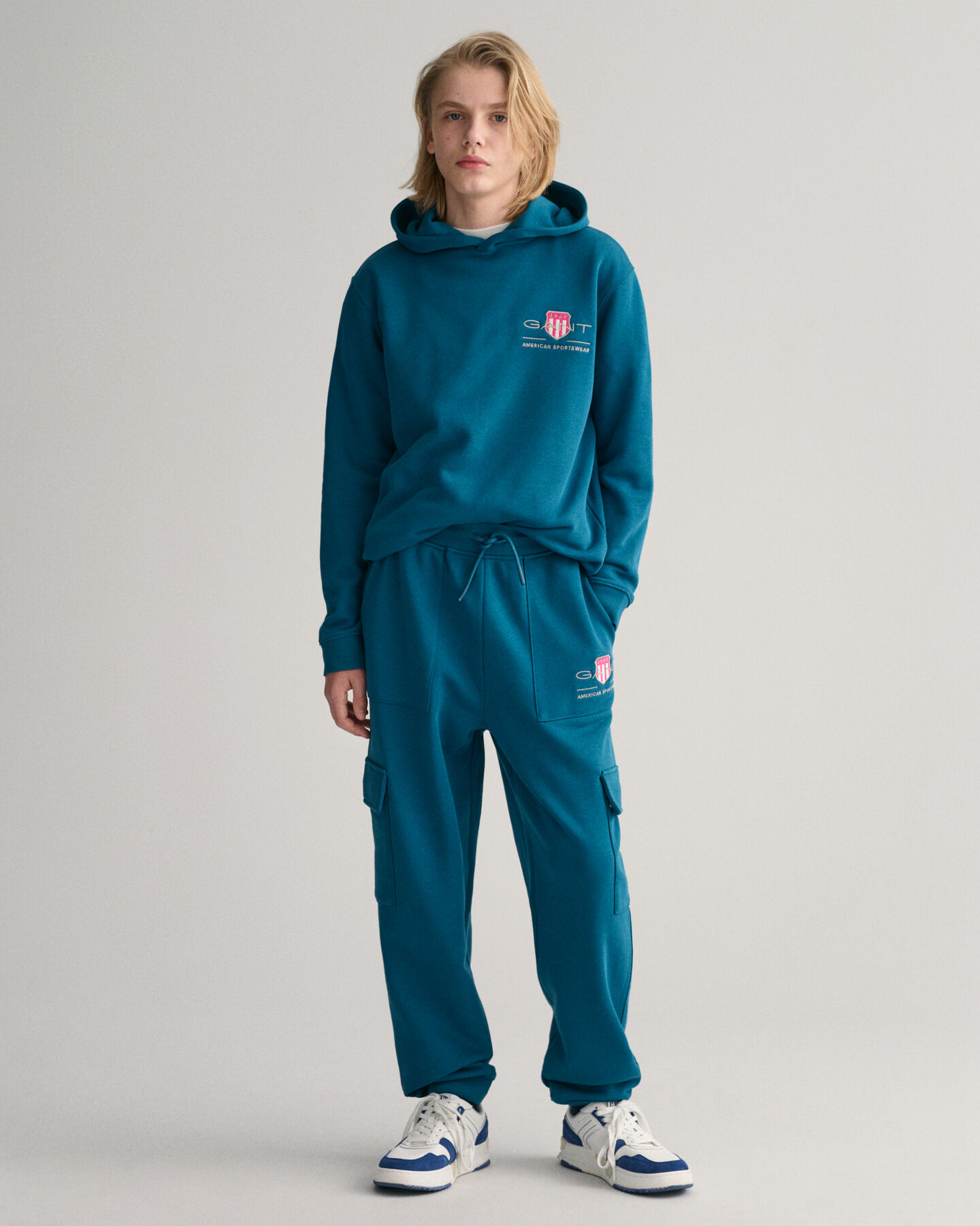 Teen Boys Contrast Shield Cargo Sweathose