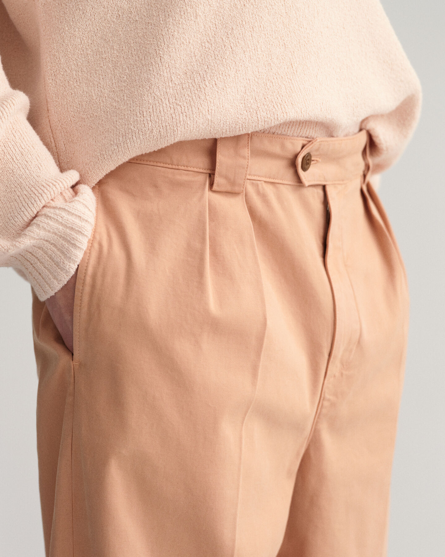 Twill-Chinohose mit B&uuml;gelfalten