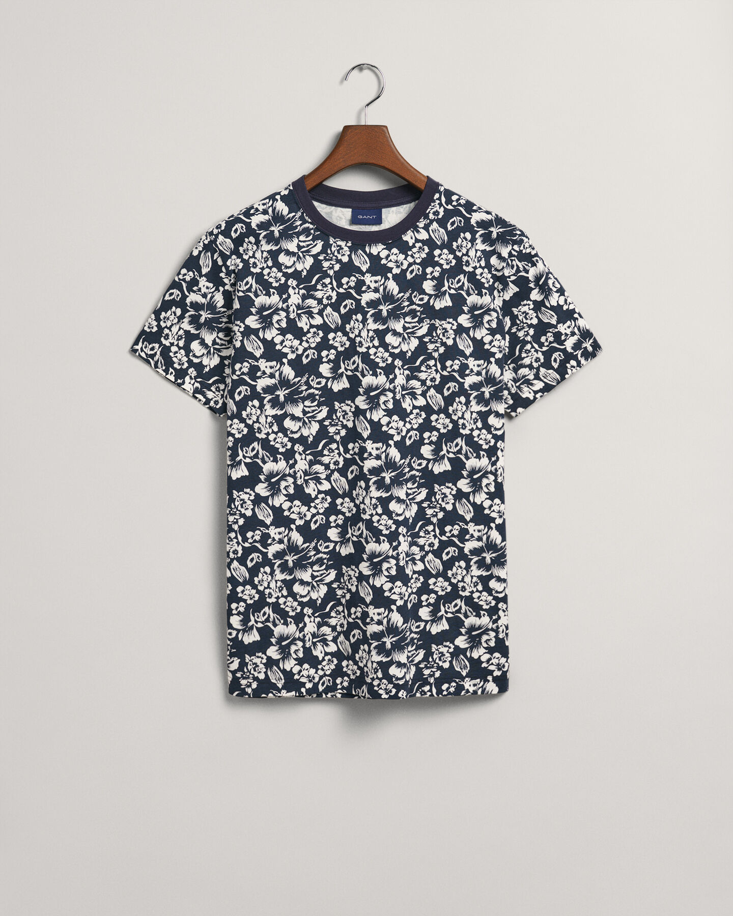 T-Shirt mit floralem Print