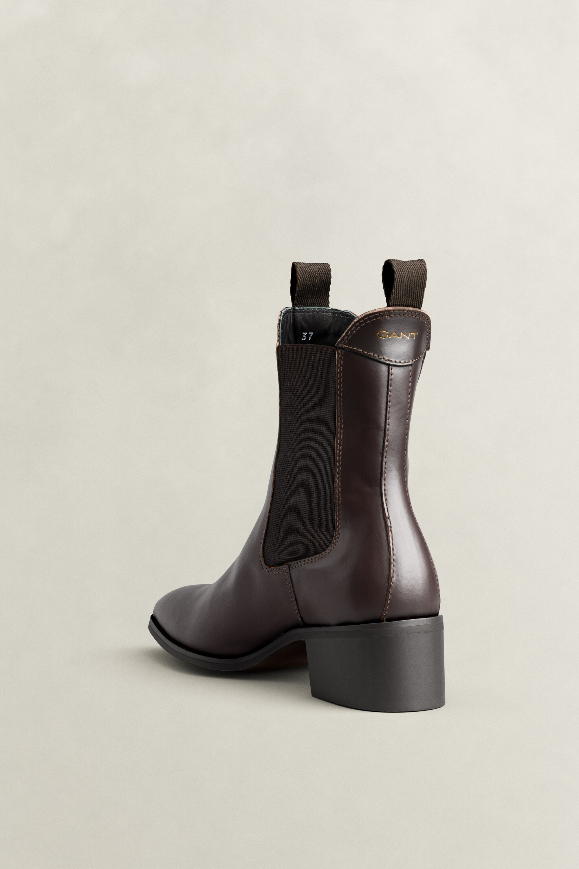 St Broomly Leather Chelsea Boots