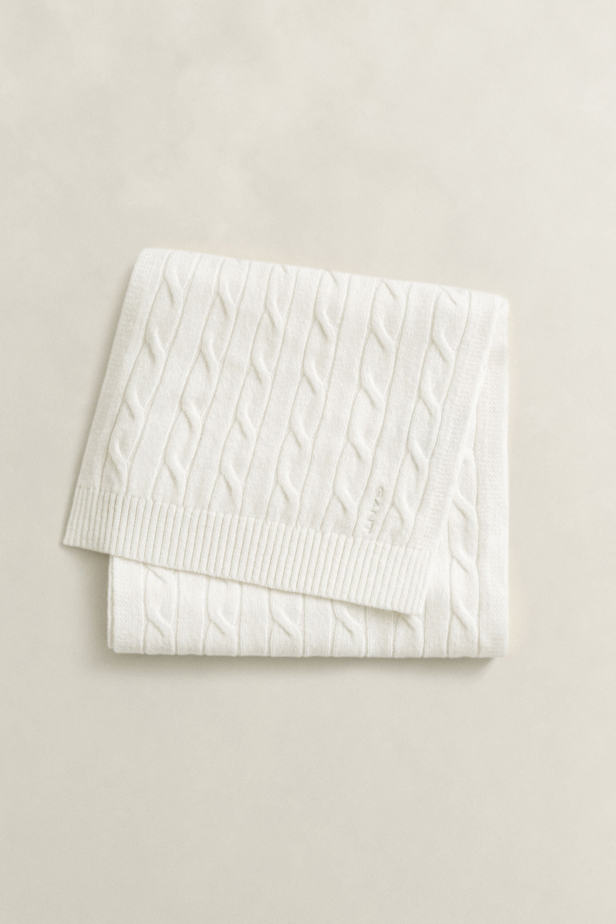 Wool Cable Knit Scarf