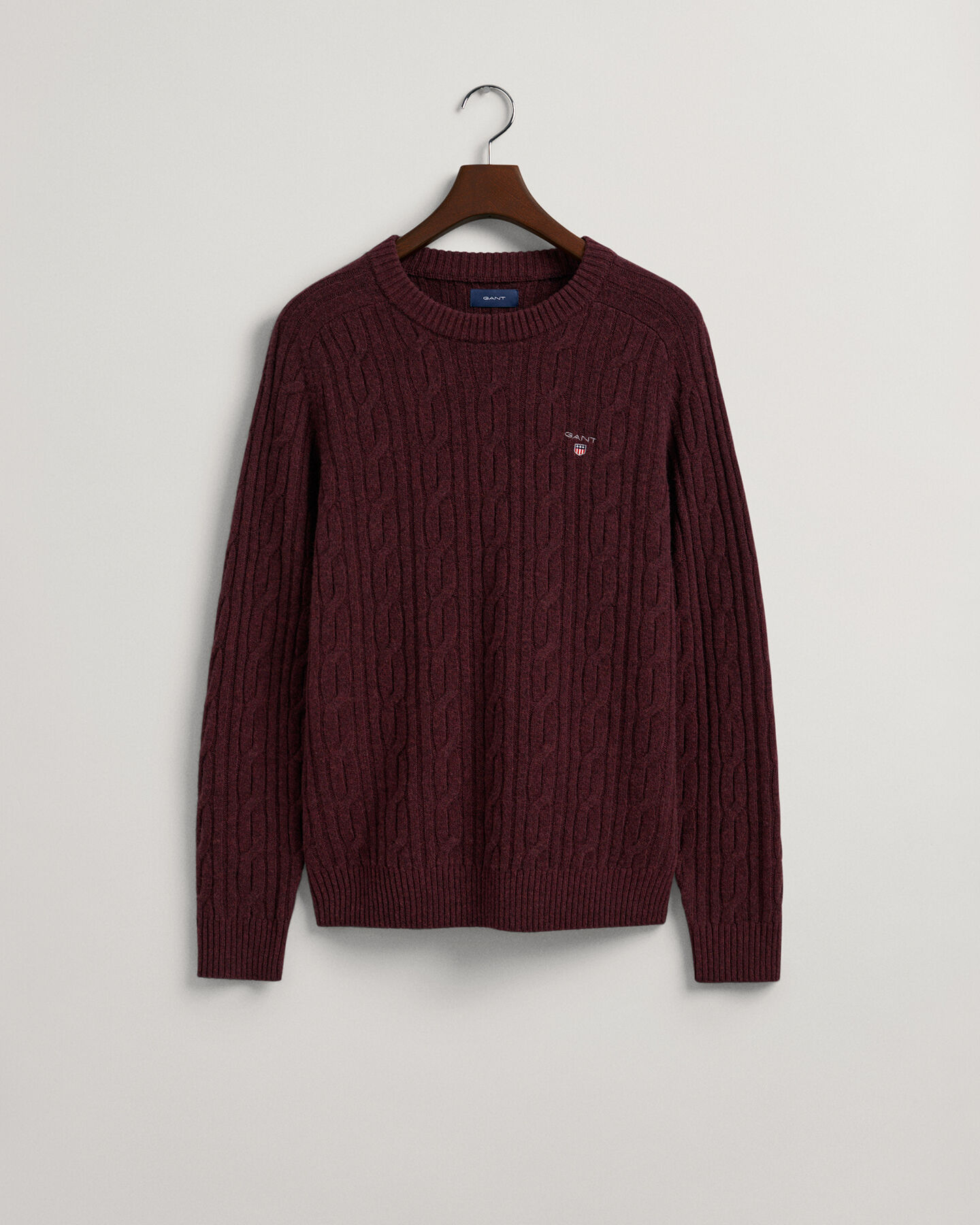 Lambswool Rundhalspullover mit Zopfmuster