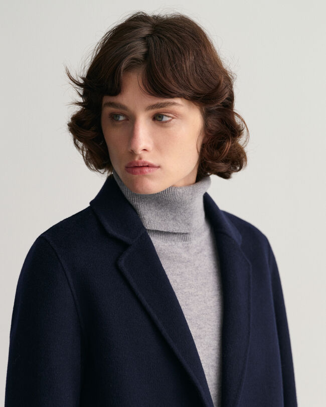 Handgenähter Blazer in gerader Form