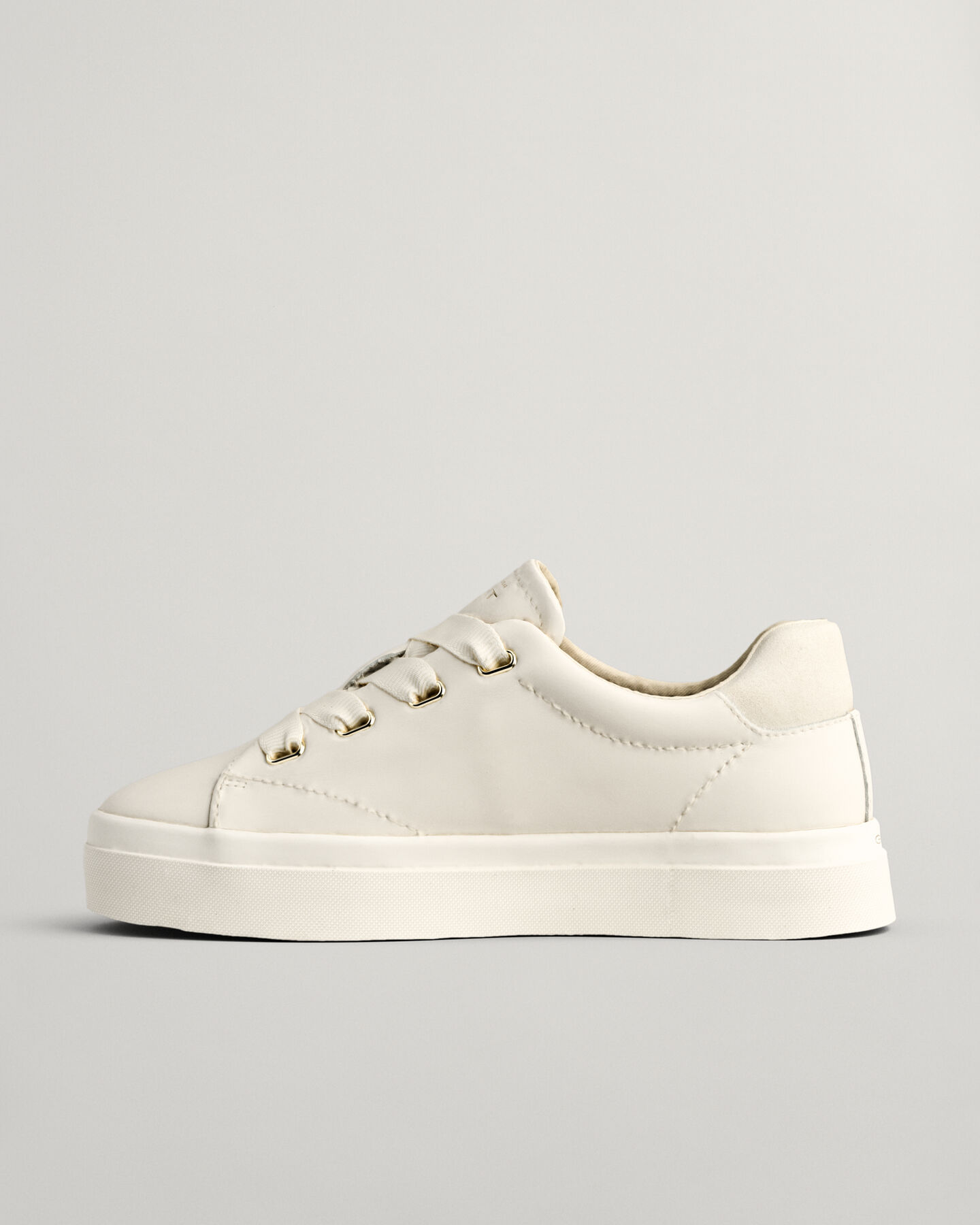 Avona Sneaker