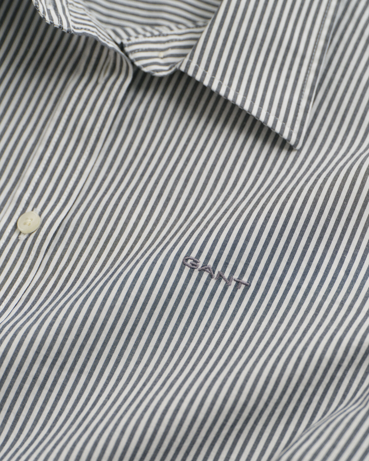 Camicia in popeline a righe slim fit