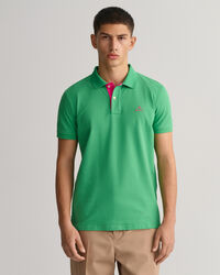 Piqu&eacute; Poloshirt mit Kontrastkragen