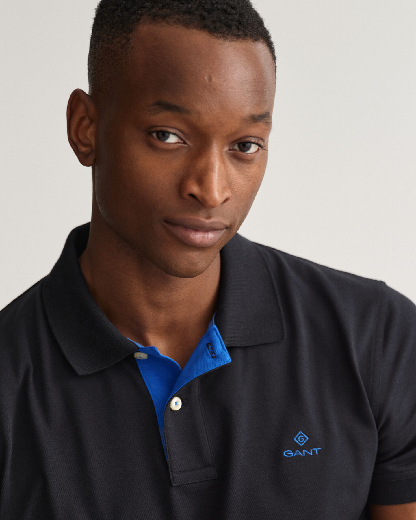 Piqué Rugger Poloshirt mit Kontrastkragen