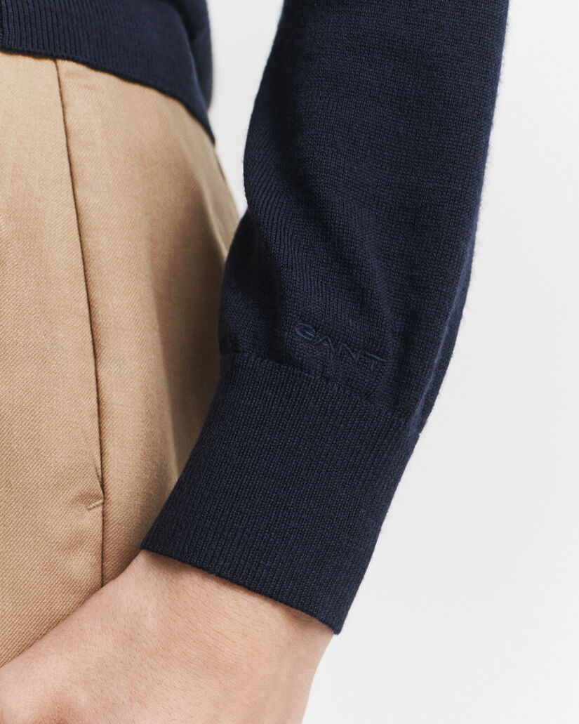 Rollkragenpullover aus extrafeiner Merinowolle