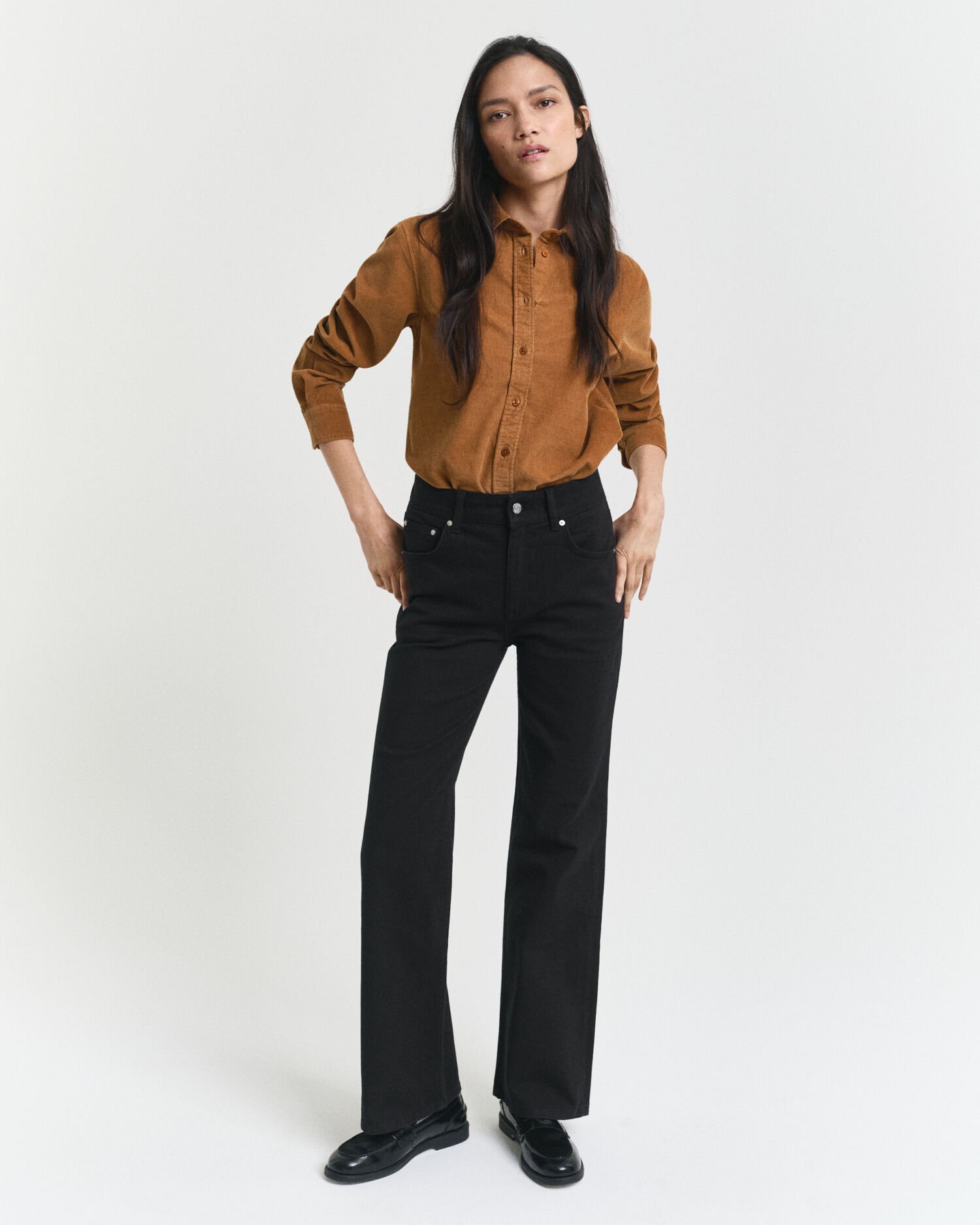 Chemise coupe regular en velours côtelé