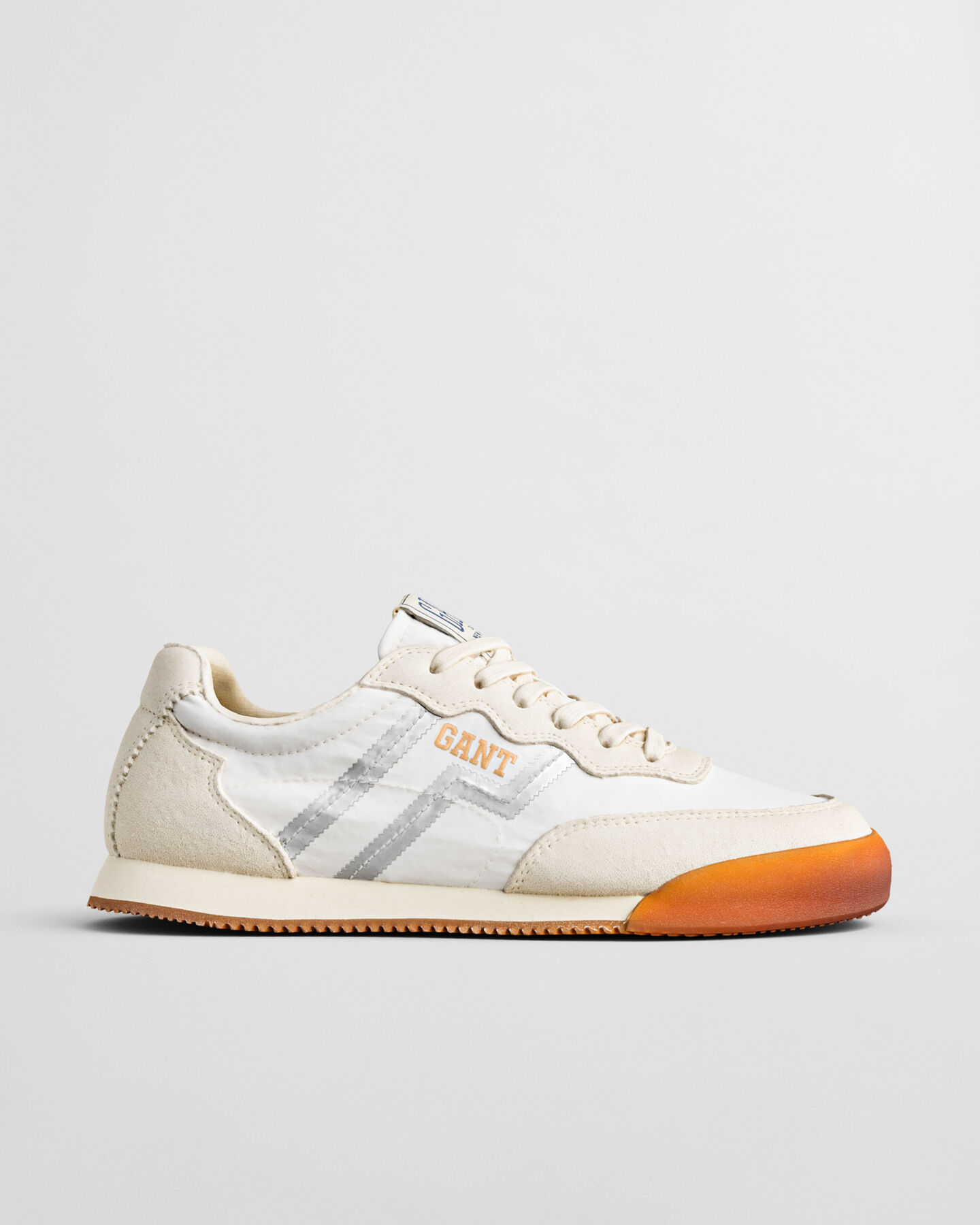 Beylana Sneaker aus Veloursleder