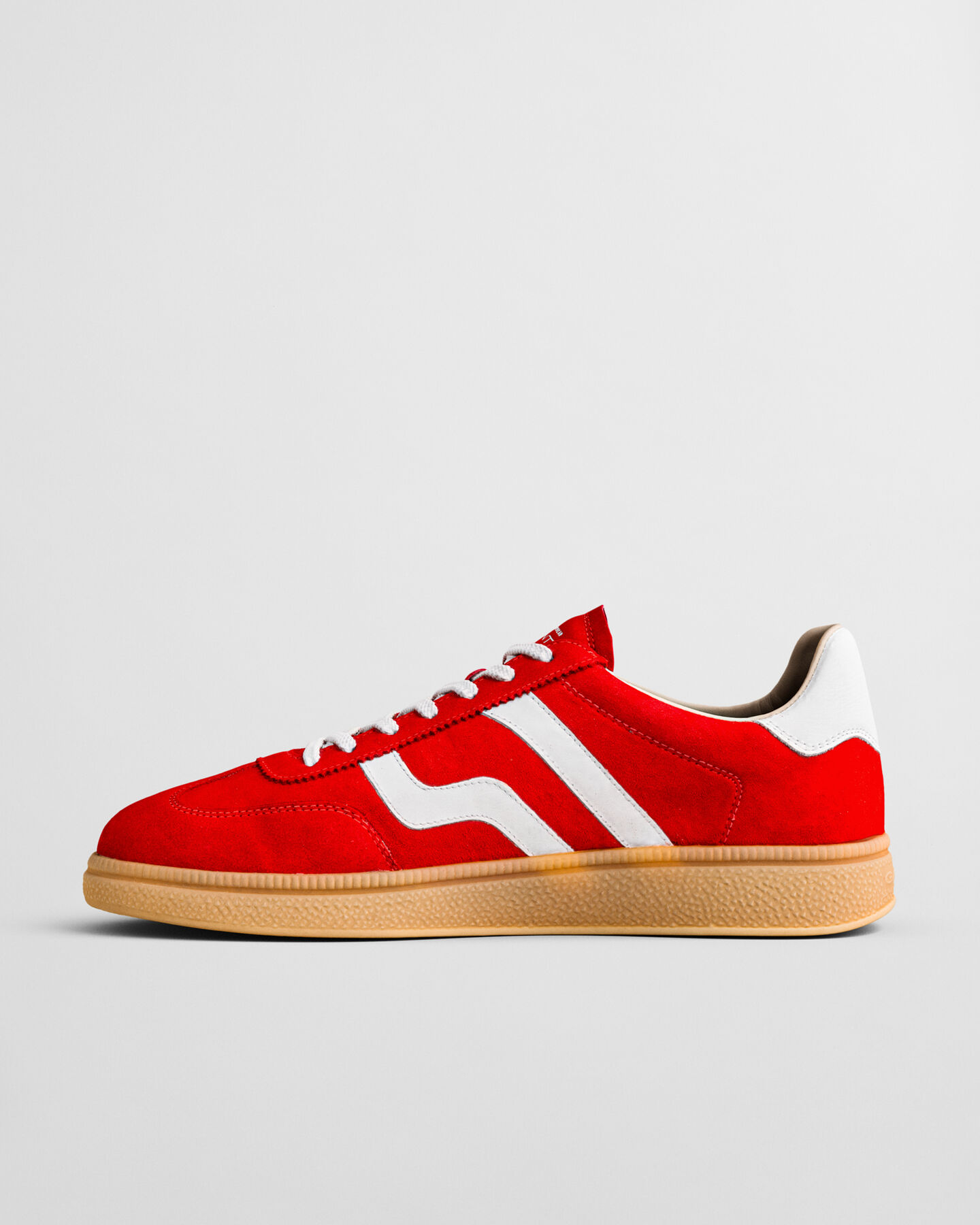 Cuzmo Sneaker aus Veloursleder