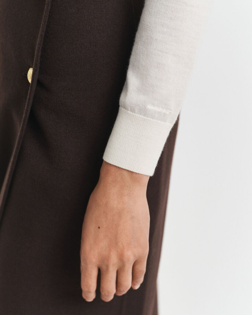 Rollkragenpullover aus extrafeiner Merinowolle