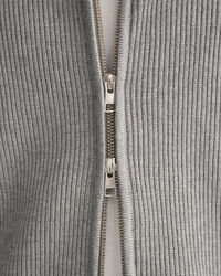 Strickjacke mit gerippter Struktur