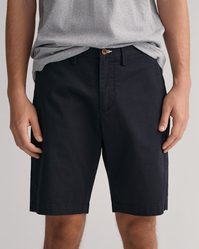 Hallden Slim Fit Twill-Shorts