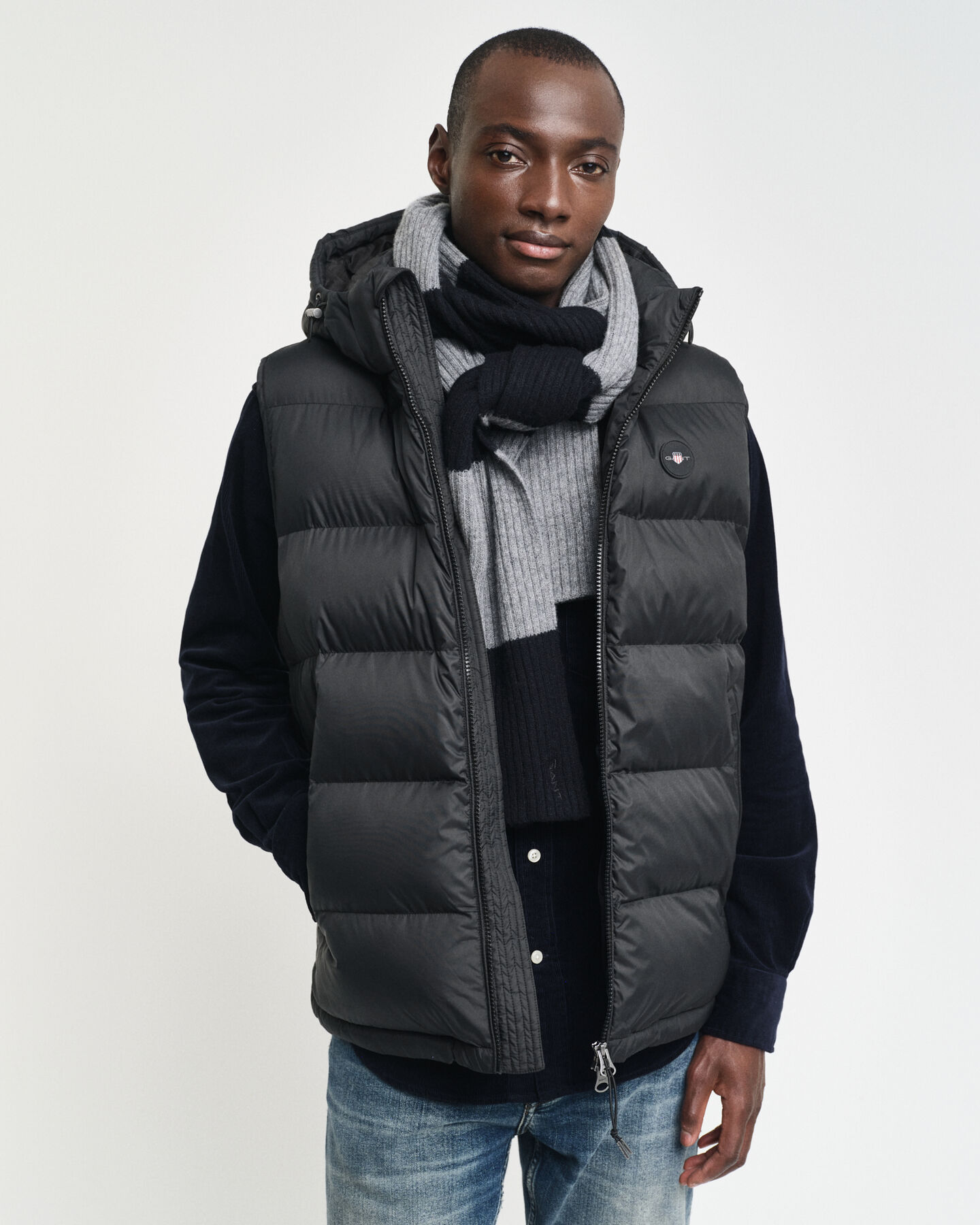 Gestreifter Strickschal