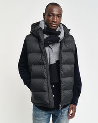 Gestreifter Strickschal