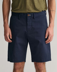 Hallden Slim Fit Twill-Shorts