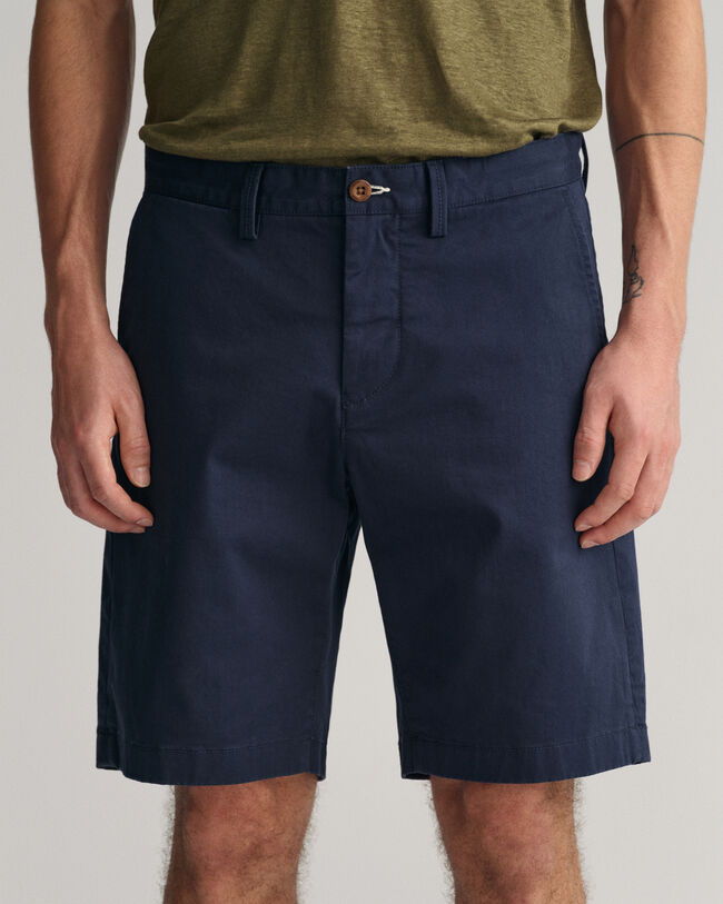 Hallden Slim Fit Twill-Shorts