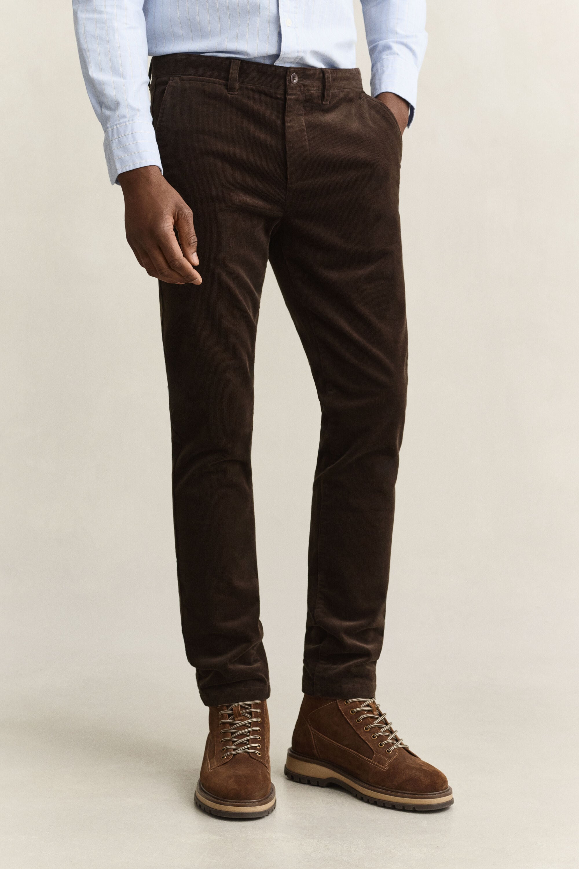 Slim Fit Cord Chinohose
