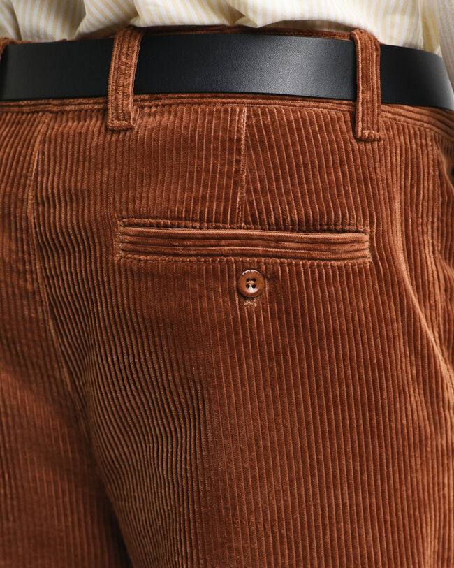 Relaxed Fit Cordhose mit weitem Bein