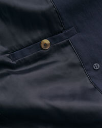 Mittellange Trenchjacke