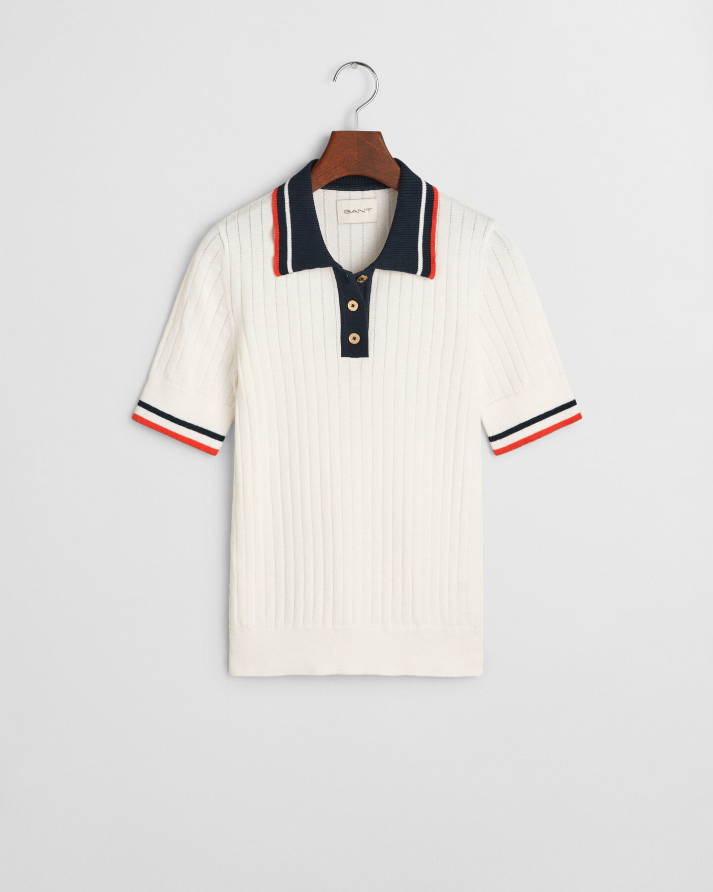 Gerippter Kurzarm Rugger mit Kontrast