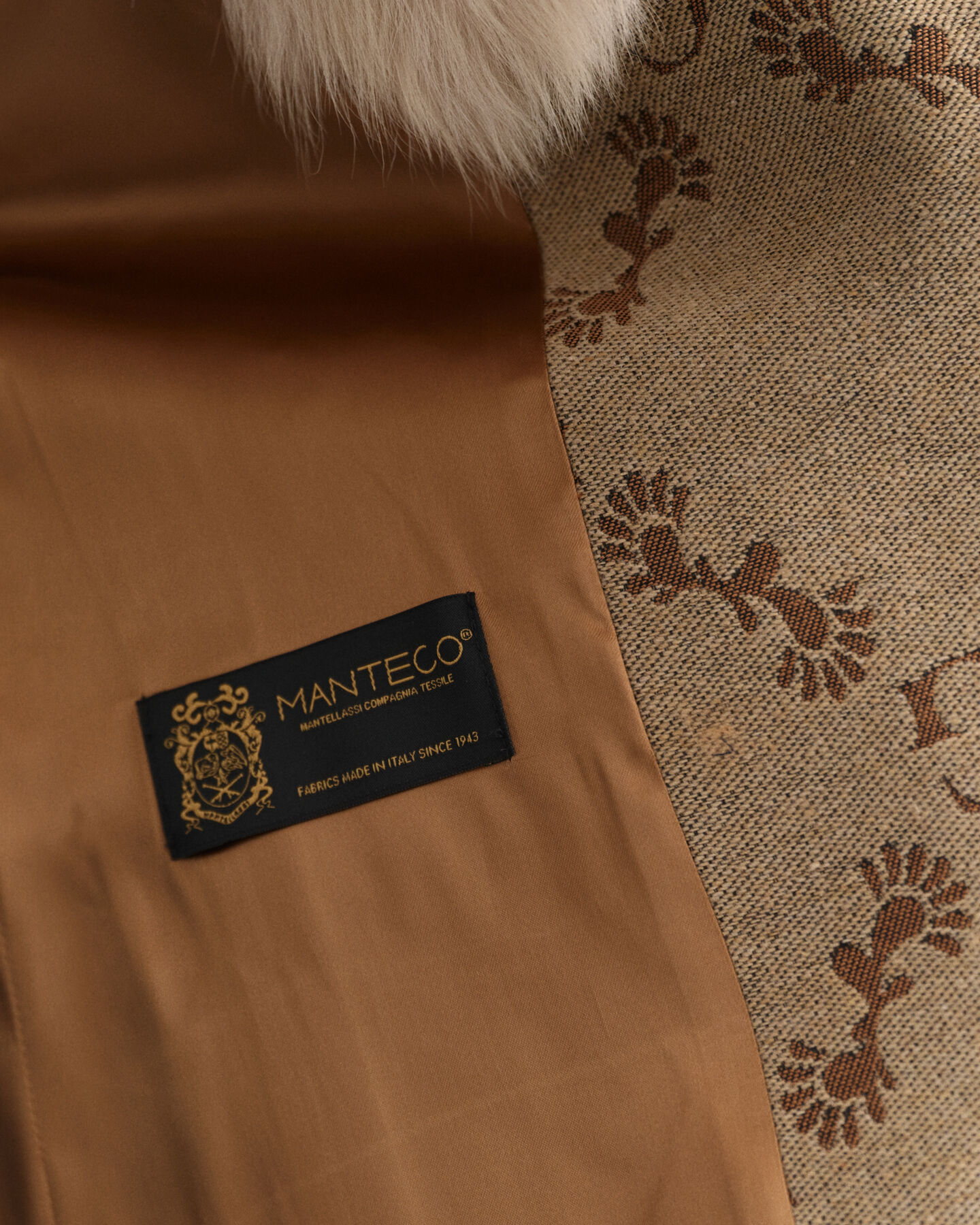 G Monogram Jacquard-Mantel