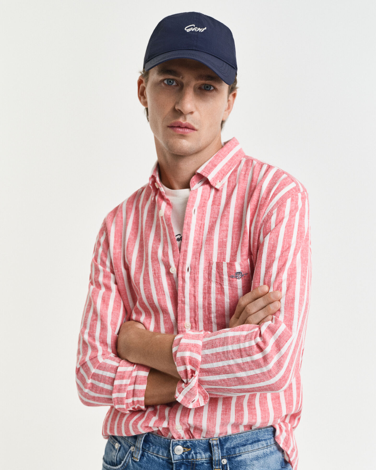 Cap in Crinkle-Optik mit kleiner Grafik