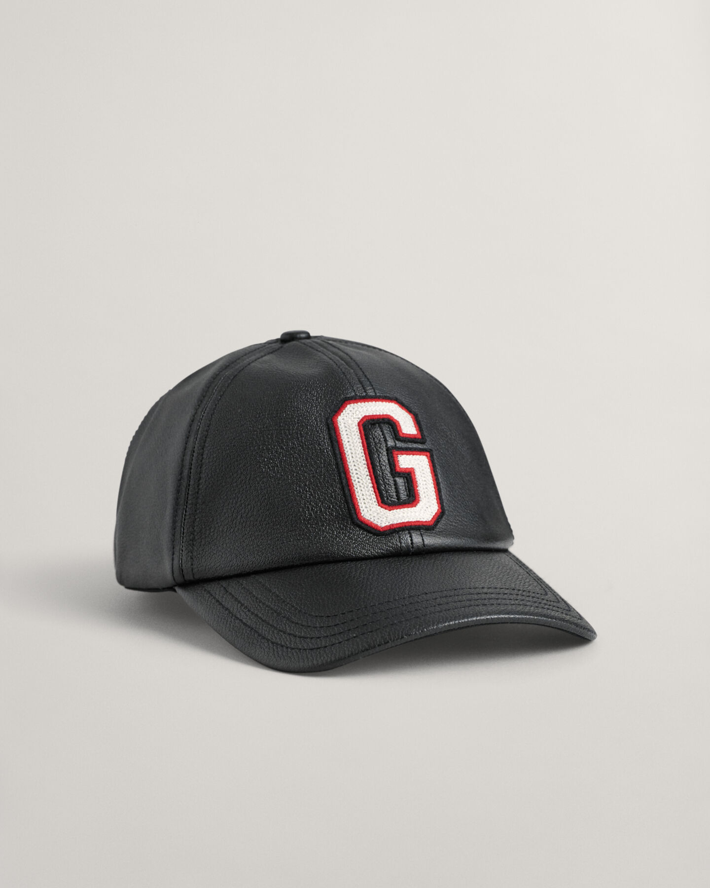 G Badge Leder Cap
