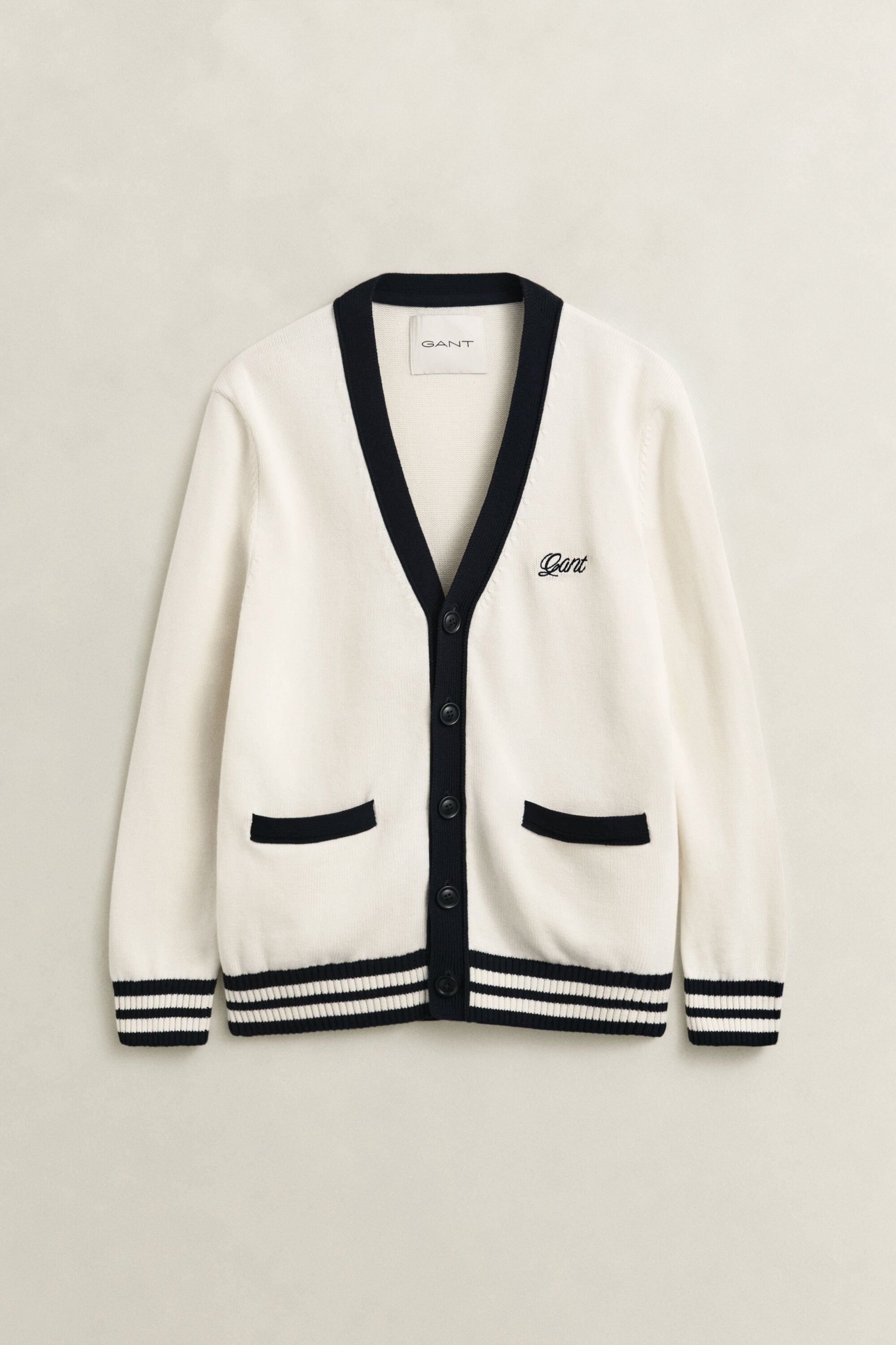 Cardigan con scollo a V e abbottonatura