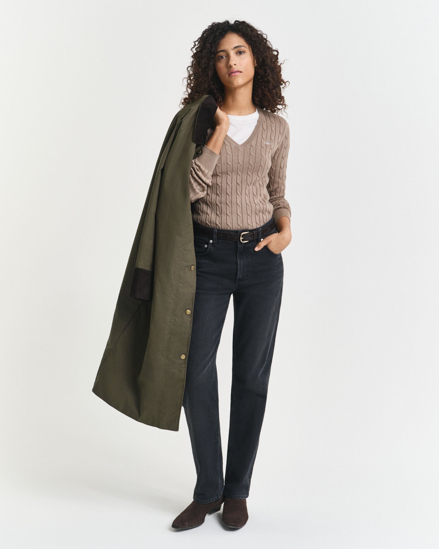 Maglia con scollo a V a trecce