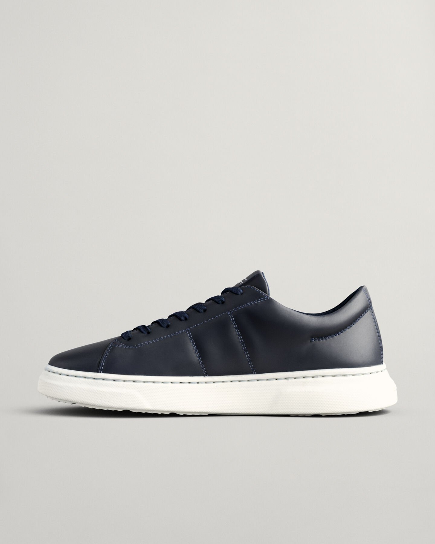 Joree Sneaker