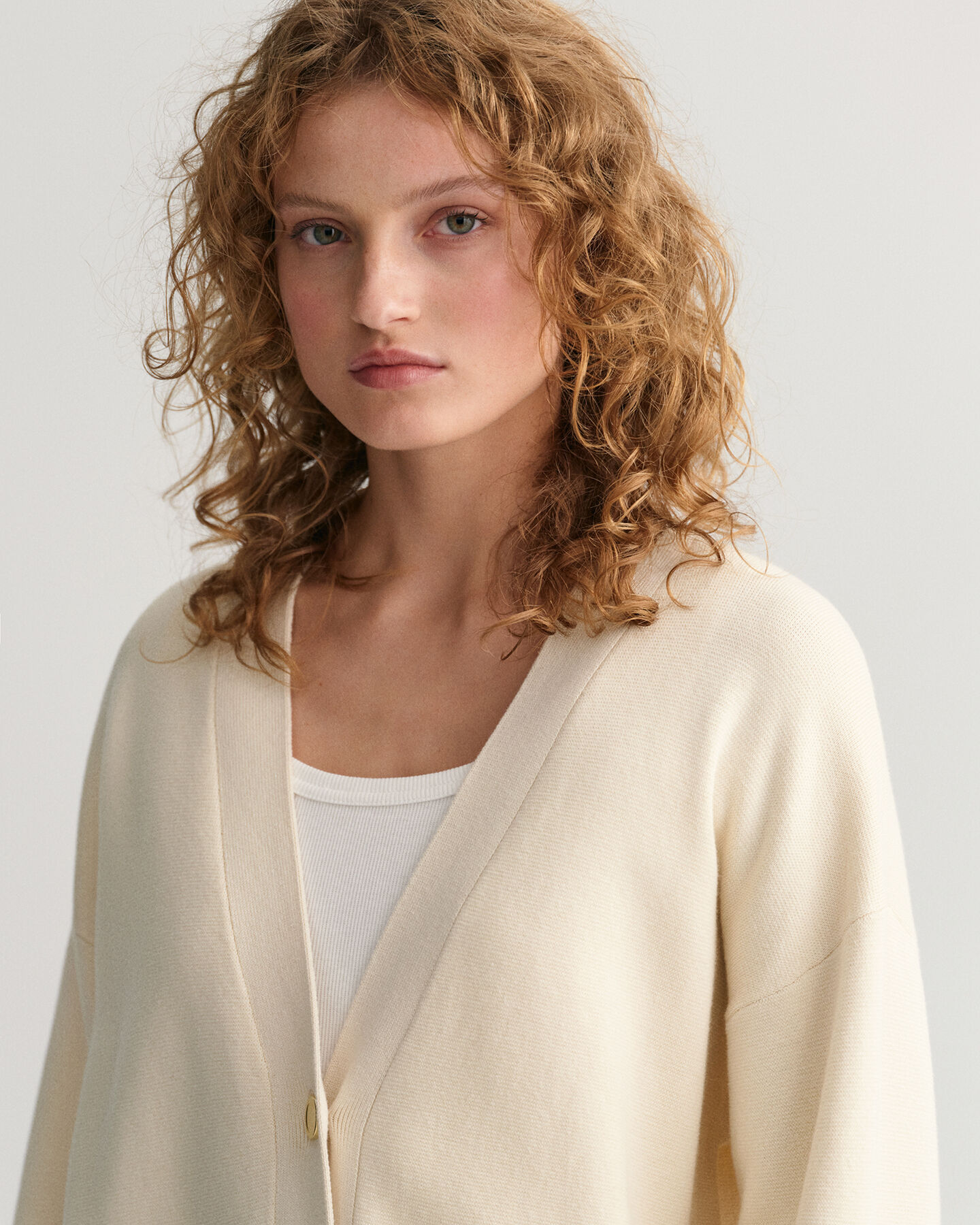 Relaxed Fit V-Neck Strickjacke