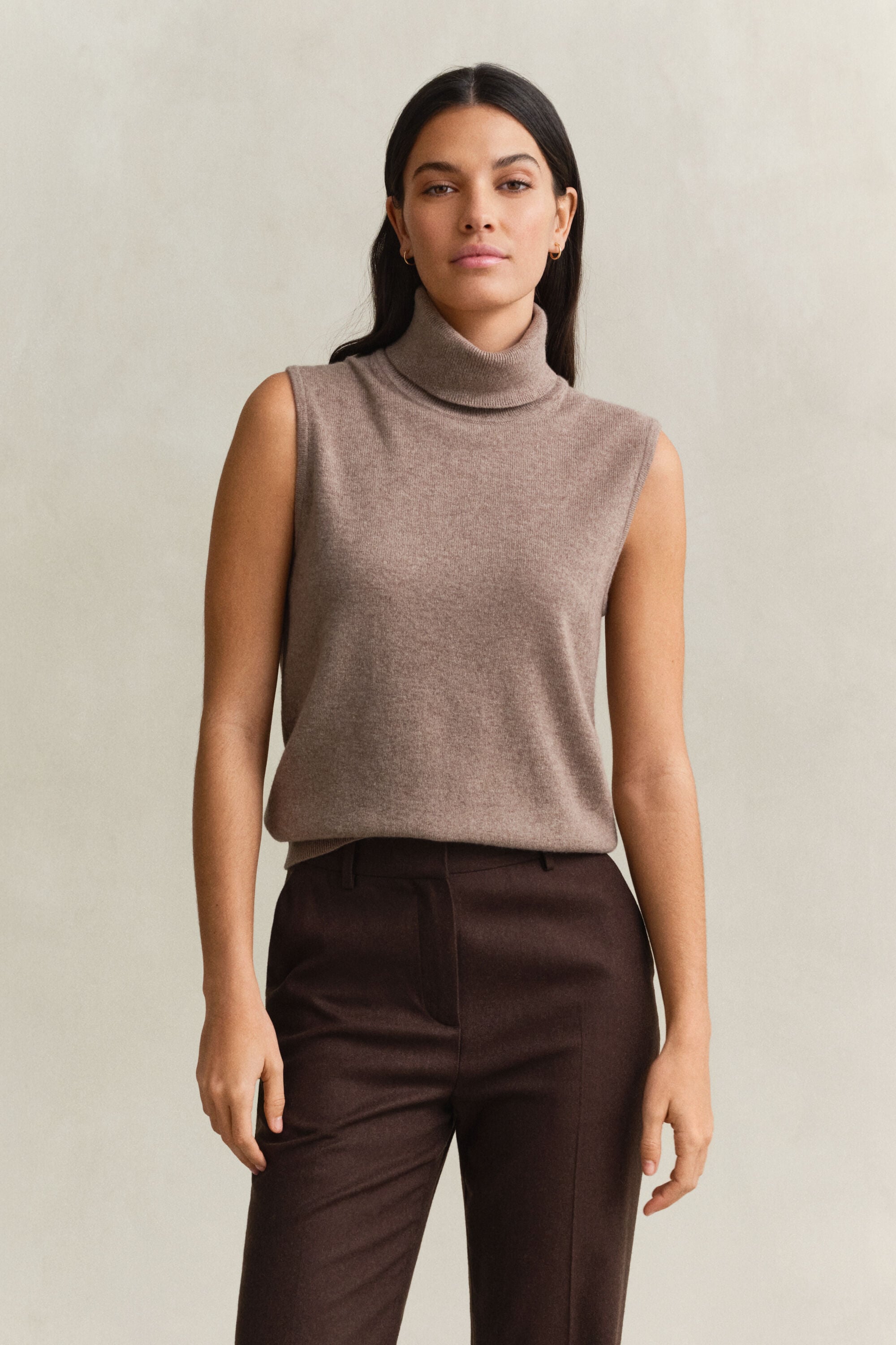Ärmelloser Rollkragenpullover