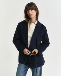 Handgenähte Jacke mit Gürtel