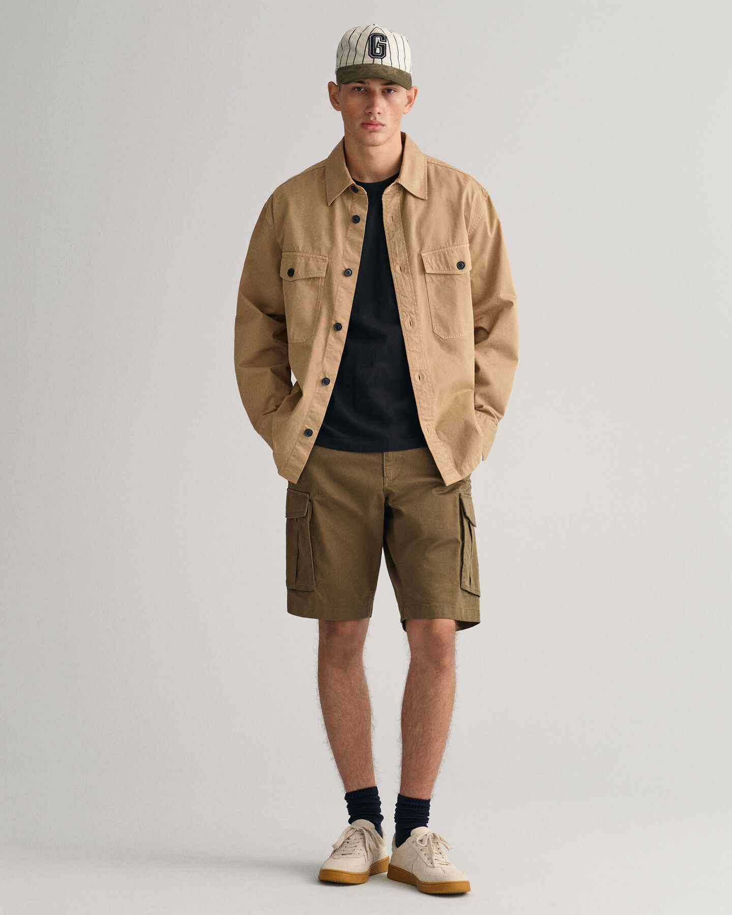 Archive Shield T-Shirt mit Stickerei