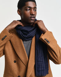 Pinstripe Schal aus extrafeiner Merinowolle