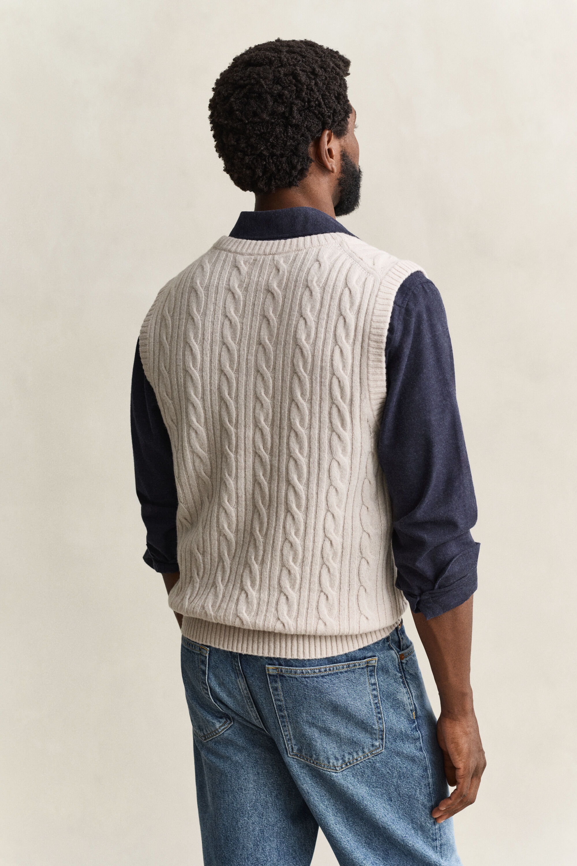 Pull sans manches en maille de laine d'agneau à torsades