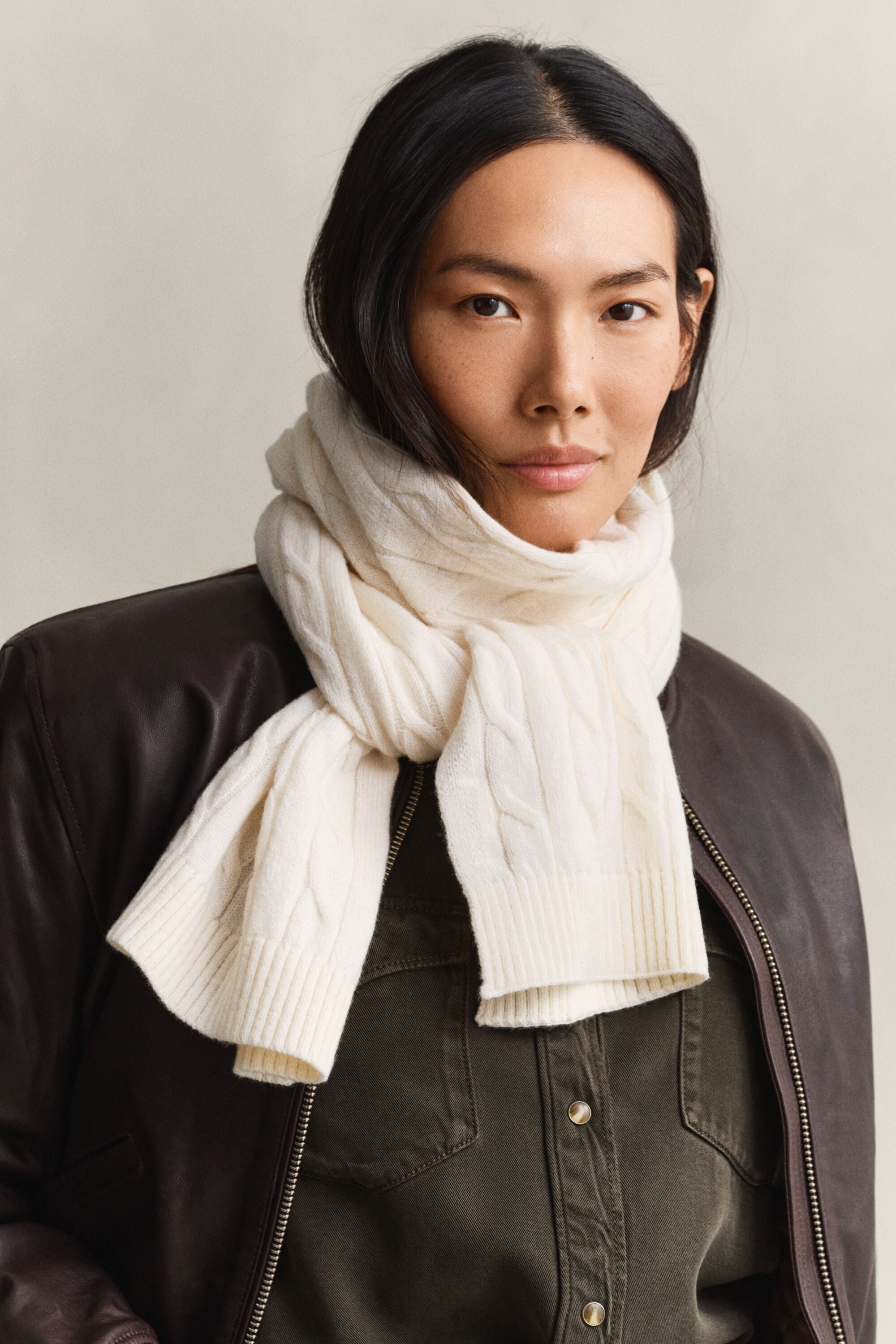 Wool Cable Knit Scarf